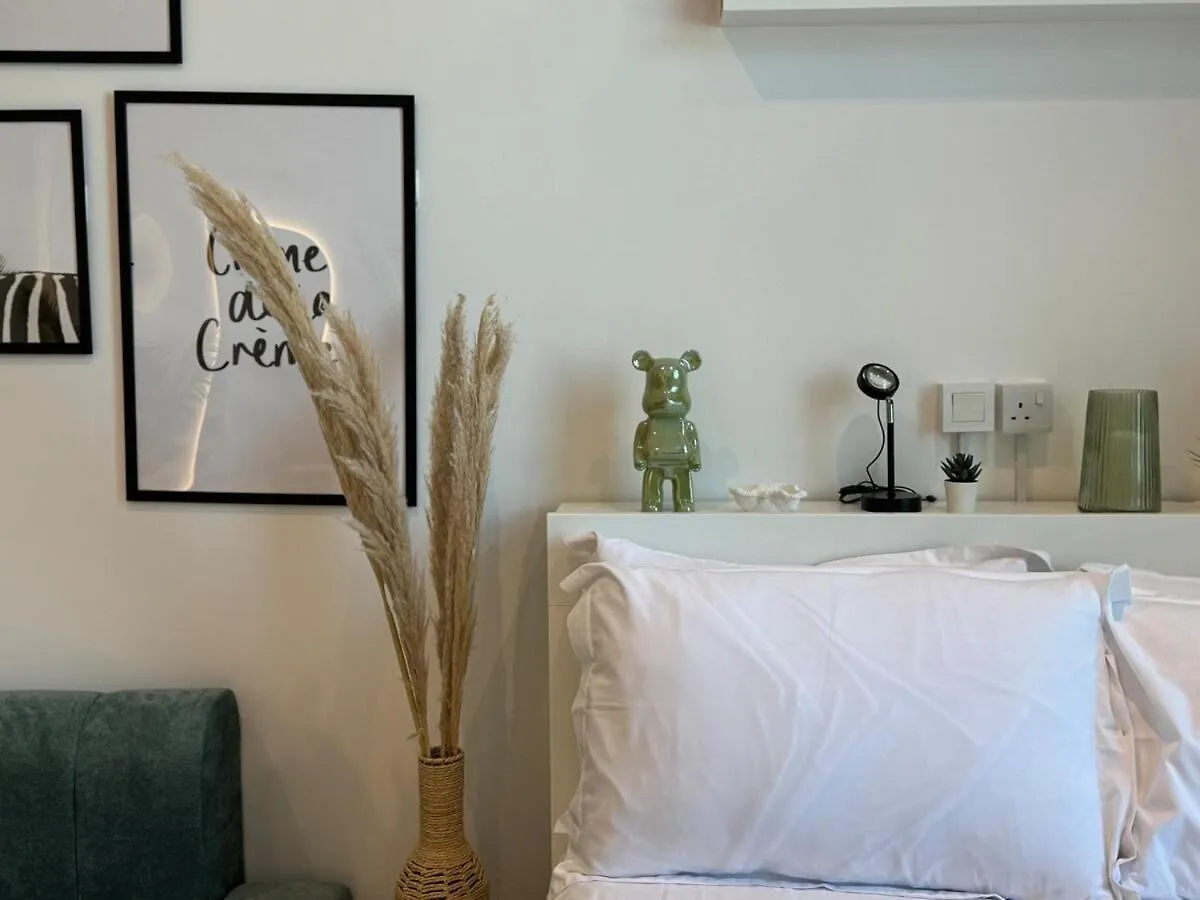 Ashri Hh, Bohemian Style Condo In Downtown Dubai