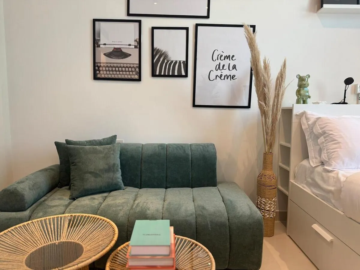 Ashri Hh, Bohemian Style Condo In Downtown Dubai United Arab Emirates