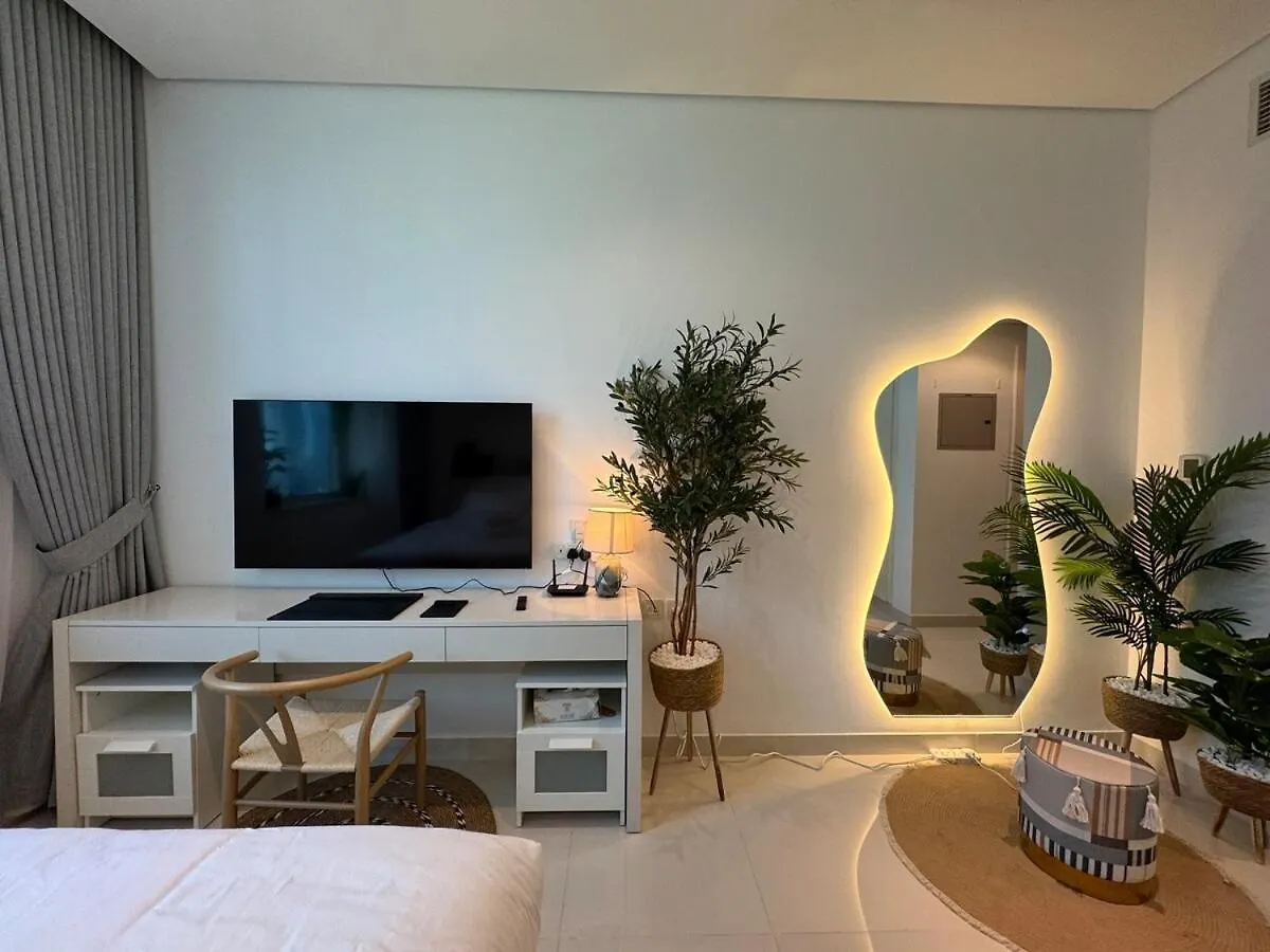 Ashri Hh, Bohemian Style Condo In Downtown Dubai